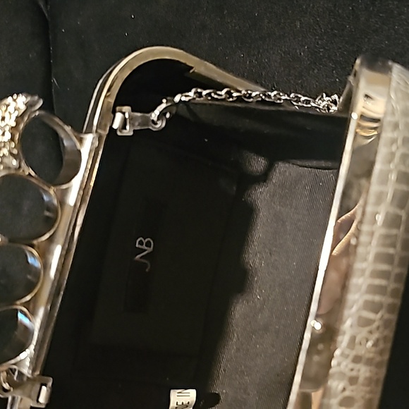 Silver Skull MCQ Inspired Brass Knuckle Crocodile Pattern Clutch Bag - Picture 5 of 7